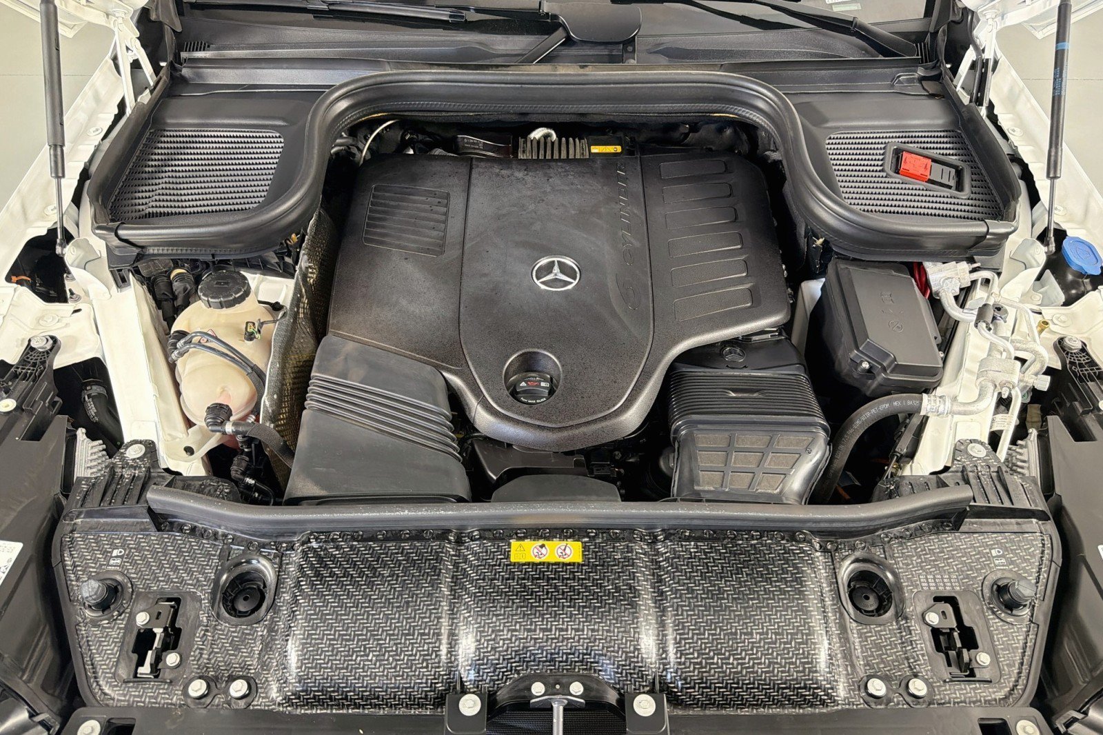 Certified 2024 Mercedes-Benz GLS 450 4MATIC image 12