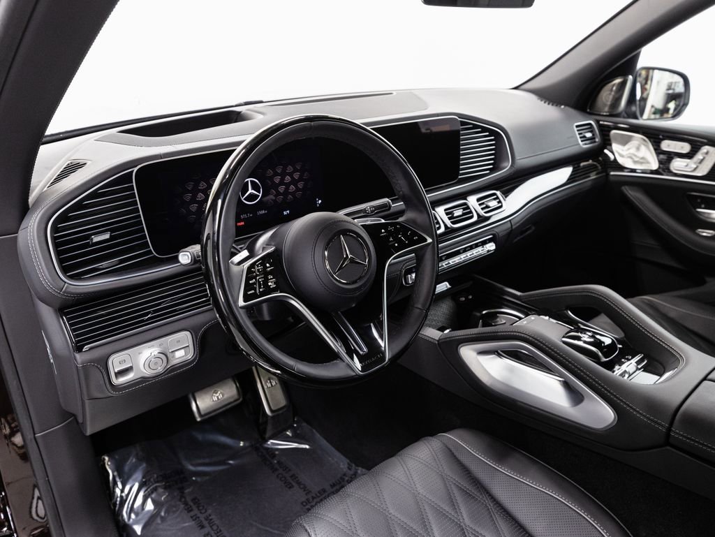 Certified 2024 Mercedes-Benz Maybach GLS 600 4MATIC image 9