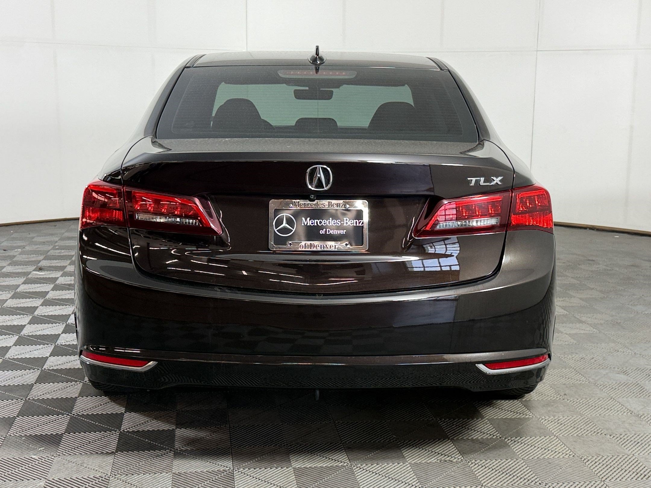 Used 2015 Acura TLX w/ Technology Package FWD image 10