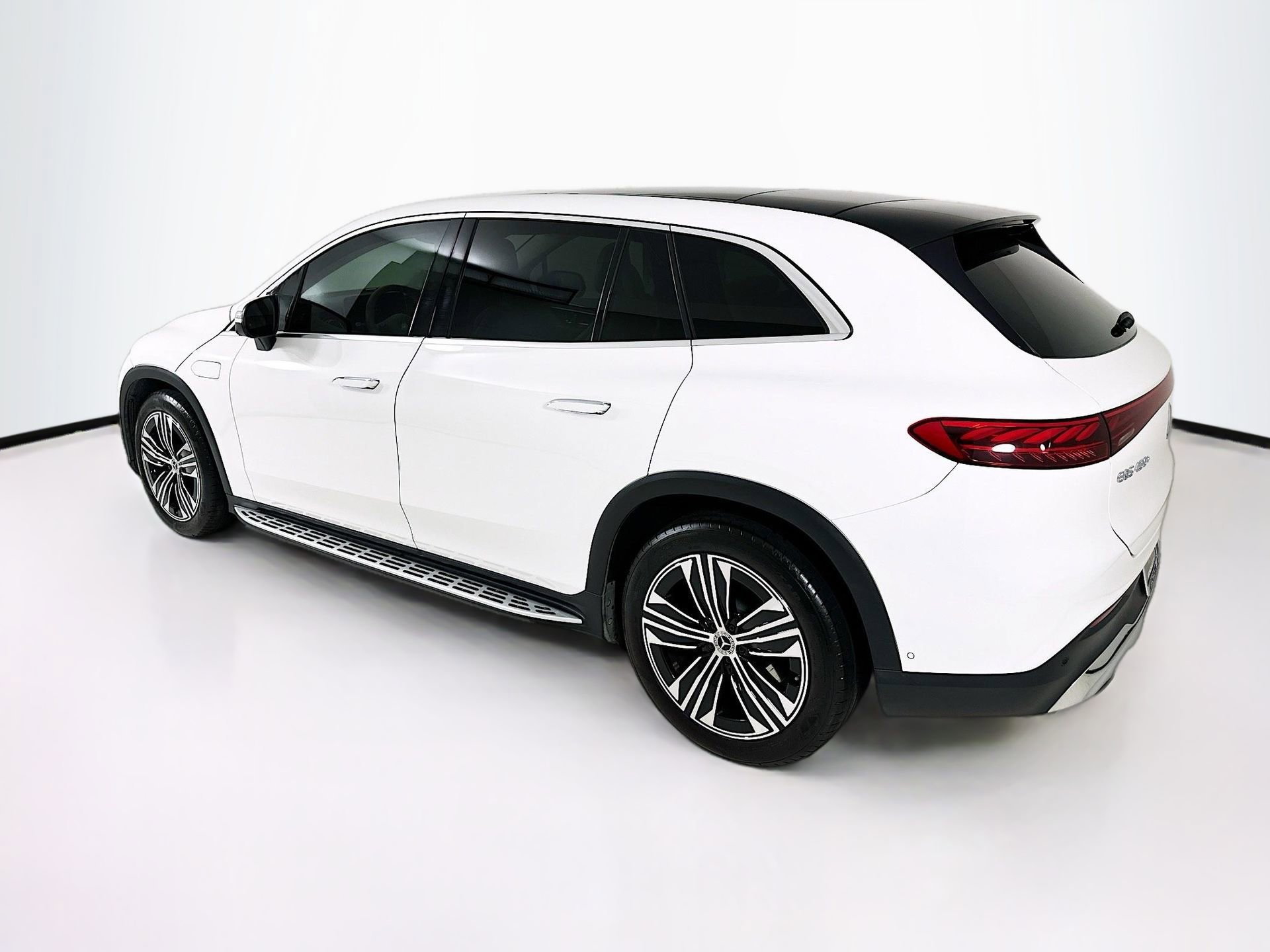 Used 2023 Mercedes-Benz EQS 450+ SUV image 6