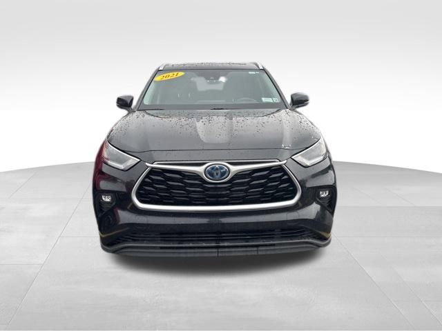 Used 2021 Toyota Highlander XLE image 8