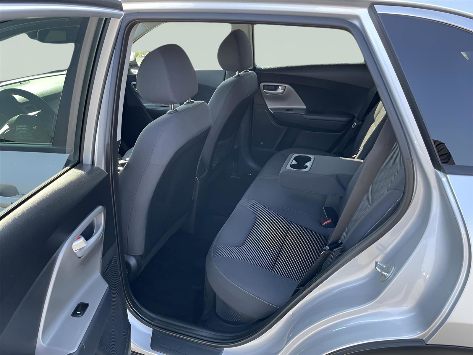 Used 2018 Kia Niro LX image 15