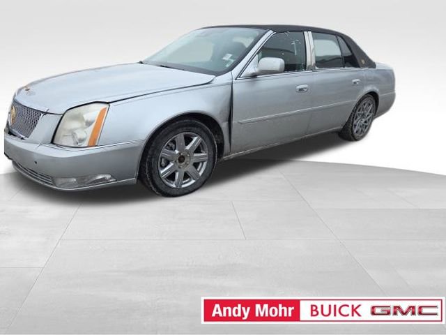 Used 2010 Cadillac DTS Premium w/ Driver Awareness Package image 9