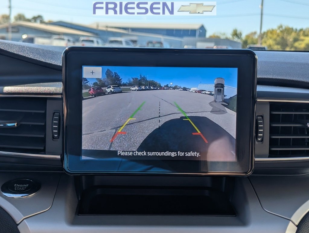 Used 2022 Ford Explorer XLT w/ Equipment Group 202A image 12