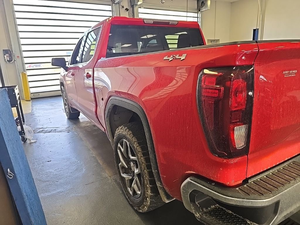 Used 2023 GMC Sierra 1500 SLE image 3