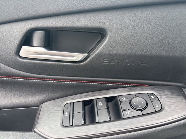 New 2026 Nissan Sentra SR w/ SR Premium Package FWD image 17