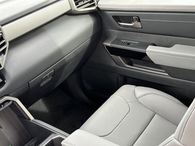 Used 2026 Toyota Tundra Limited w/ Power Package image 25