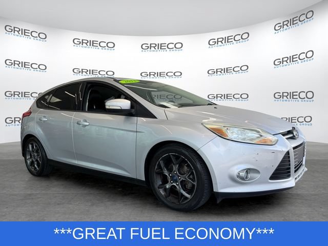 Used 2013 Ford Focus SE FWD image 1