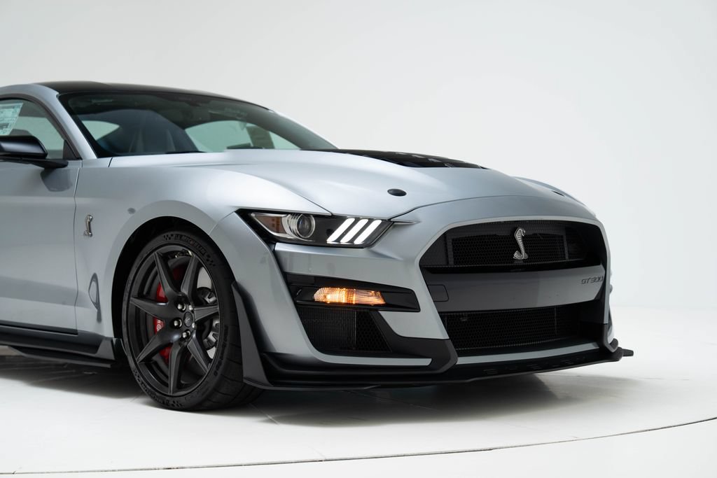 Used 2022 Ford Mustang Shelby GT500 w/ Carbon Fiber Track Pack RWD image 47