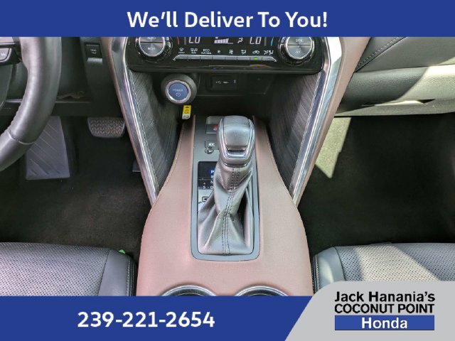 Used 2021 Toyota Venza XLE w/ Softex Package AWD/4WD image 19