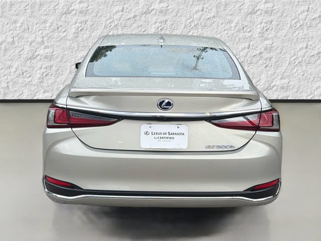 Used 2022 Lexus ES 300h w/ Premium Package FWD image 4