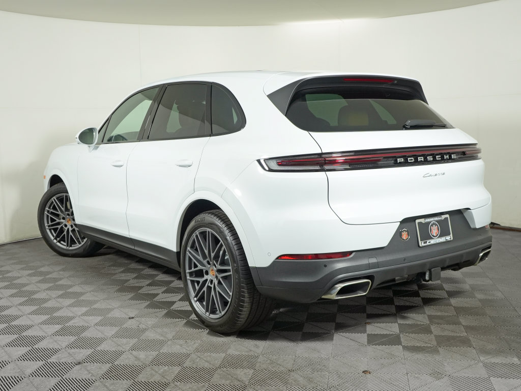 New 2026 Porsche Cayenne AWD/4WD image 3