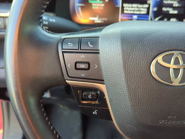 Certified 2024 Toyota Crown AWD/4WD image 13
