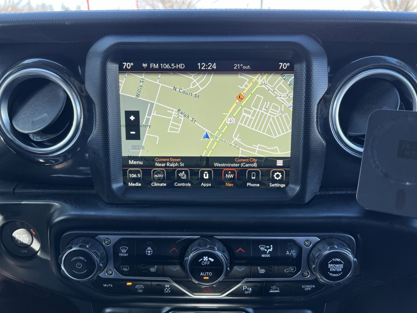 Used 2023 Jeep Wrangler Unlimited Rubicon 392 w/ Xtreme Recon 35" Tire Package AWD/4WD image 19