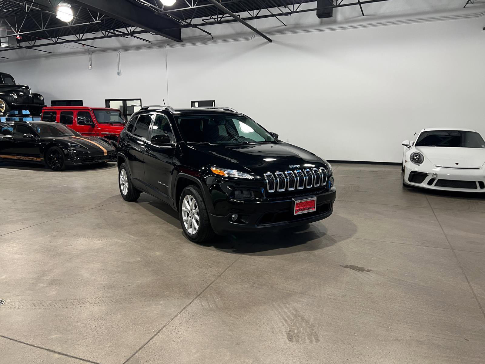 Used 2018 Jeep Cherokee Latitude w/ Cold Weather Group