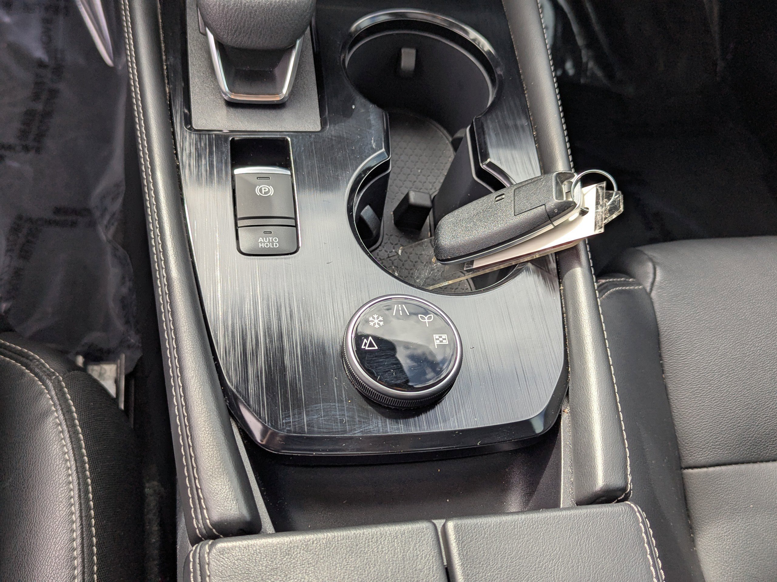 Used 2023 Nissan Rogue SL w/ SL Premium Package image 28