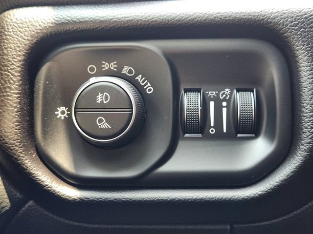 Used 2025 RAM 3500 Laramie w/ Night Edition AWD/4WD image 27