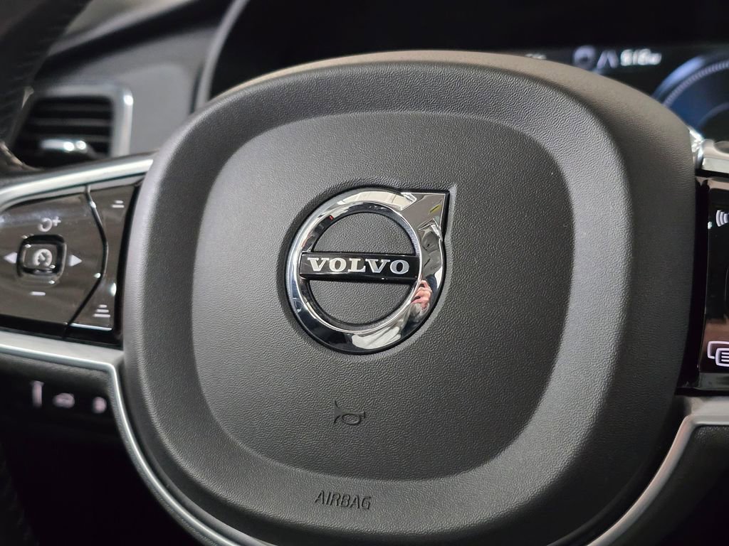Used 2020 Volvo XC90 T8 Momentum AWD/4WD image 20