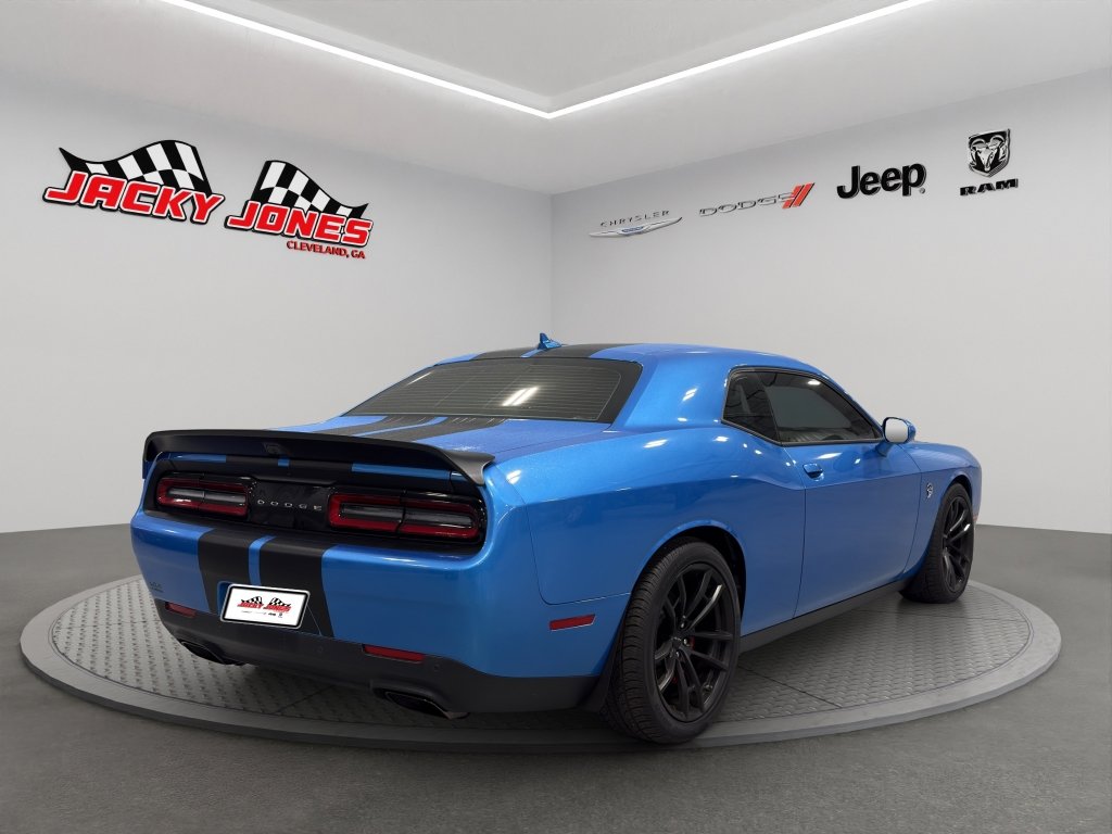 Used 2023 Dodge Challenger SRT Hellcat RWD image 9