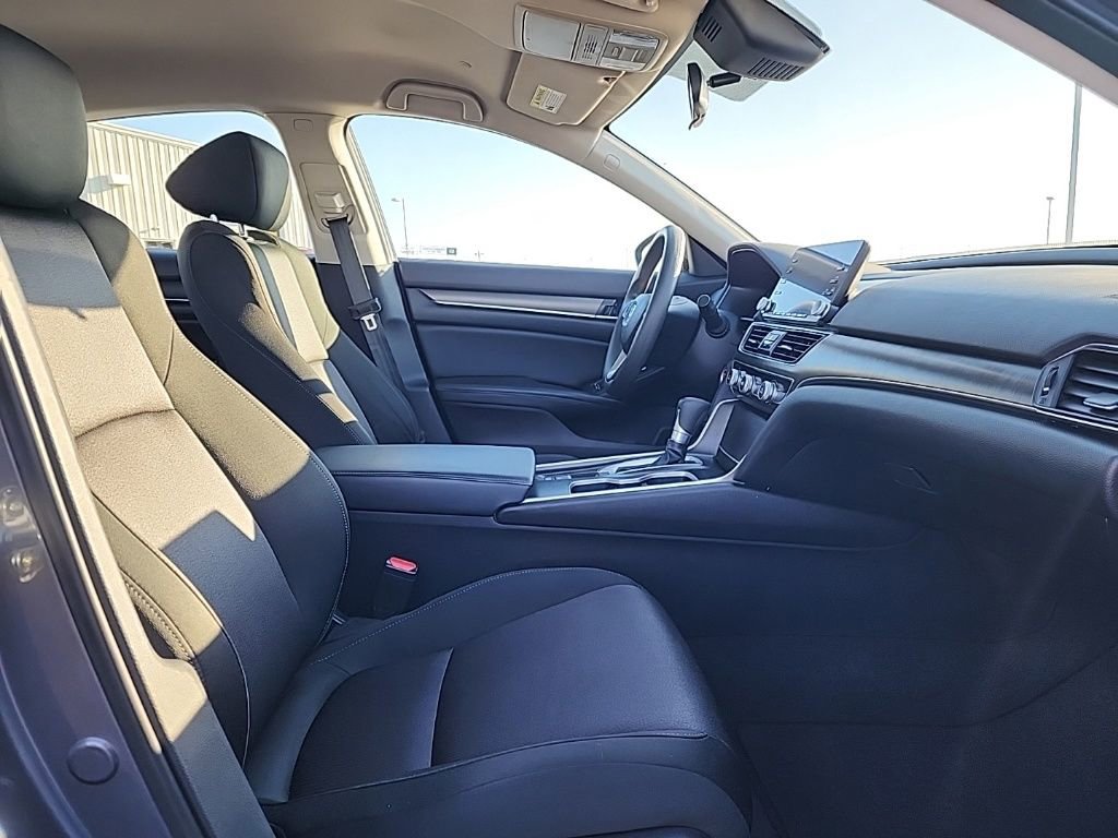 Used 2018 Honda Accord LX image 28