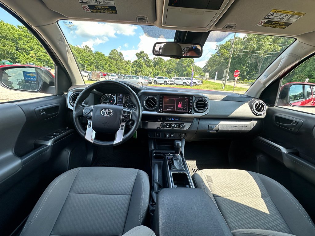 Used 2022 Toyota Tacoma SR5 RWD image 24