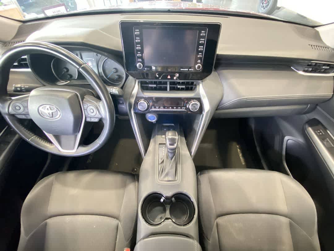 Used 2021 Toyota Venza LE w/ Carpet Mat Package (TMS) AWD/4WD image 23