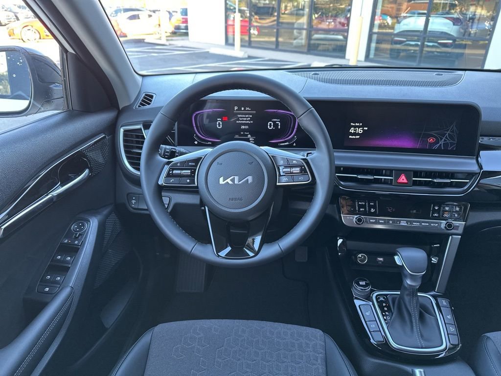 New 2026 Kia Seltos S image 25