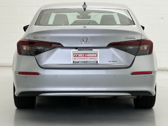 Used 2025 Honda Civic Sport image 6