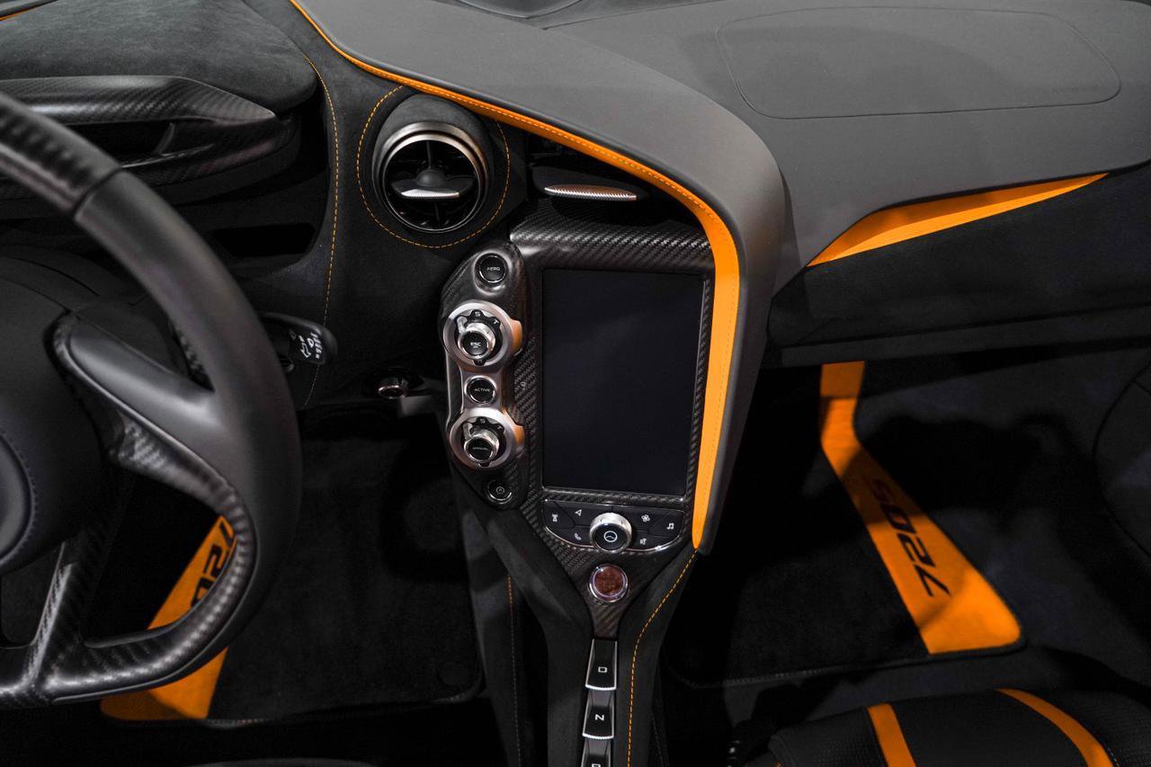 Used 2022 McLaren 720S Performance image 13