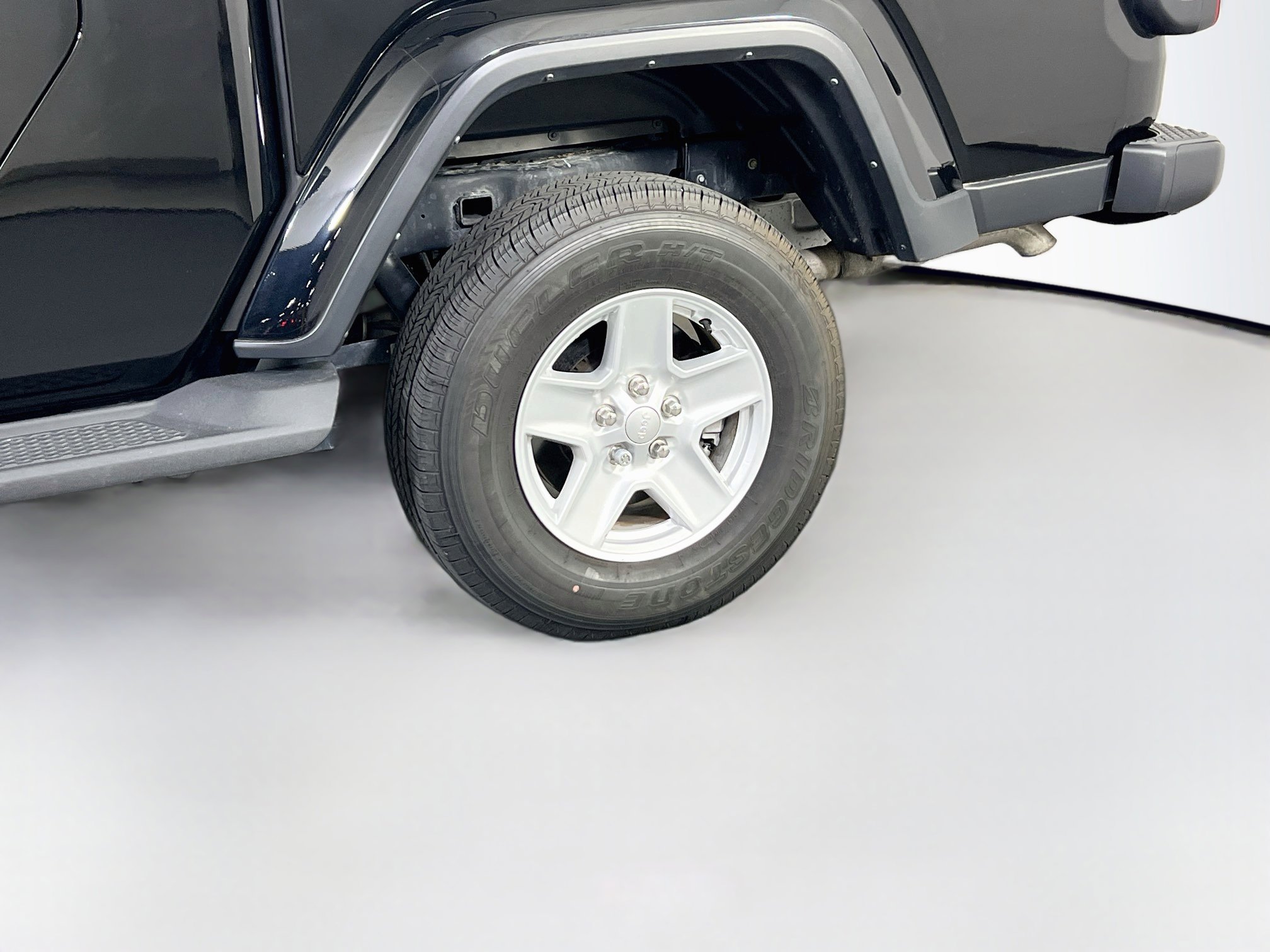 Used 2023 Jeep Gladiator Sport AWD/4WD image 29