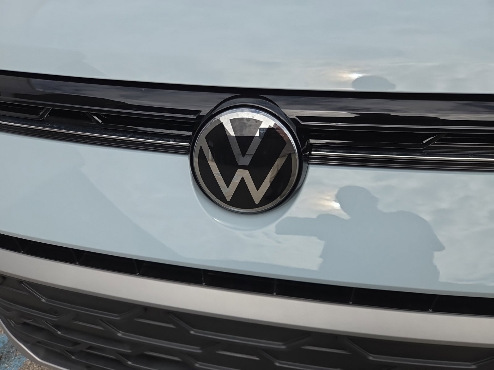 New 2027 Volkswagen Taos SE FWD image 15