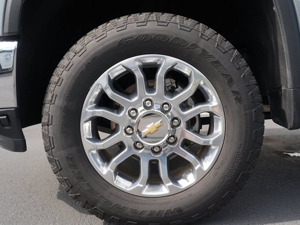 Certified 2025 Chevrolet Silverado 3500 LTZ w/ LTZ Plus Package AWD/4WD image 32