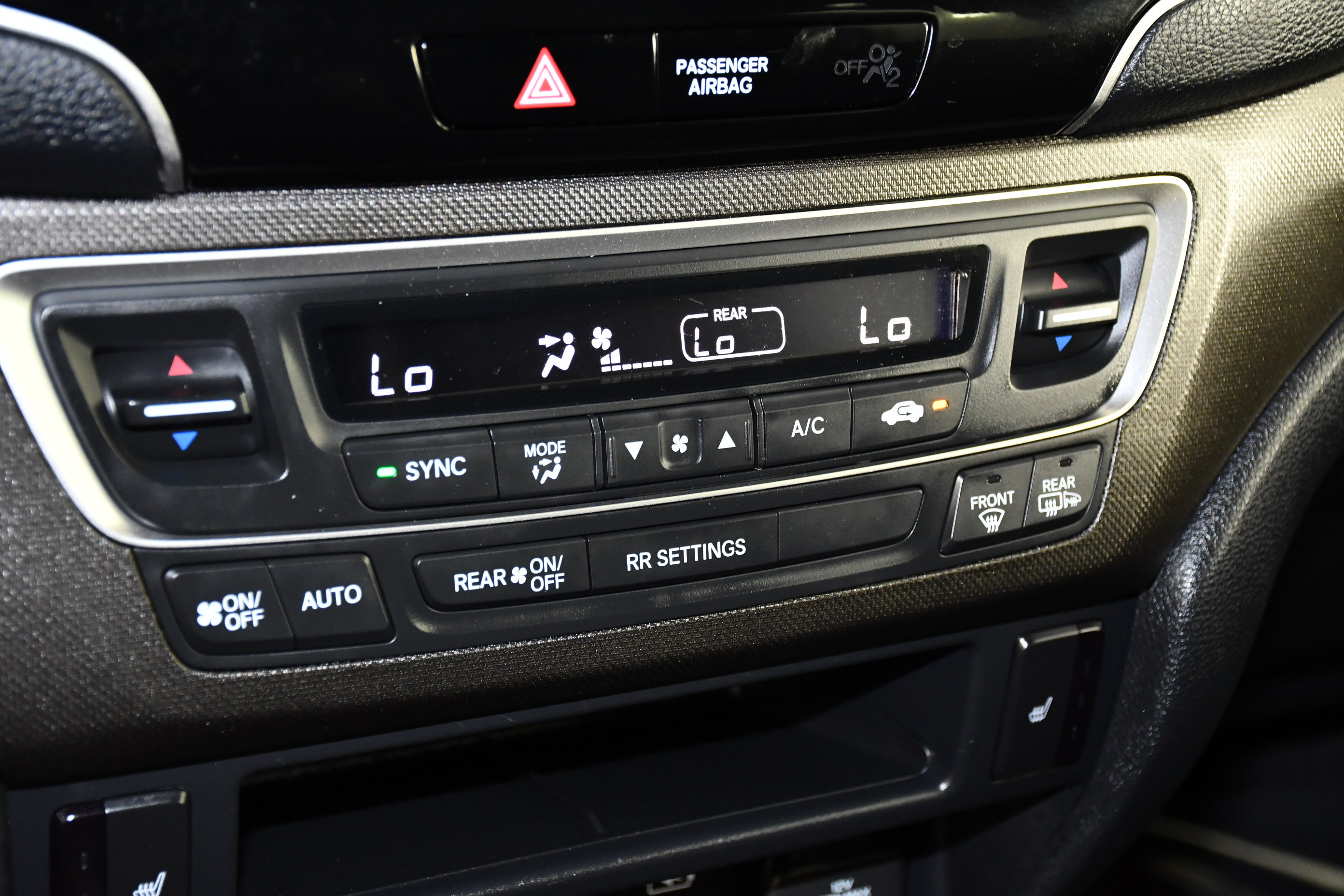 Certified 2025 Honda Passport TrailSport image 29