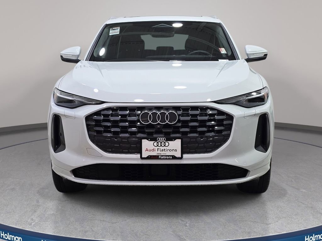 Used 2025 Audi Q5 Premium Plus w/ Premium Plus image 3