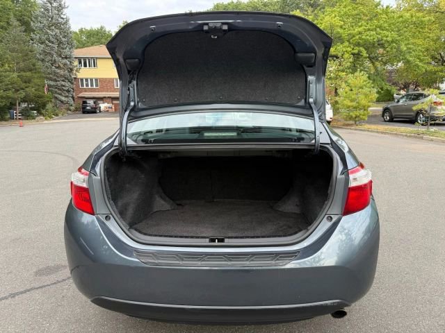 Used 2015 Toyota Corolla S Premium image 5