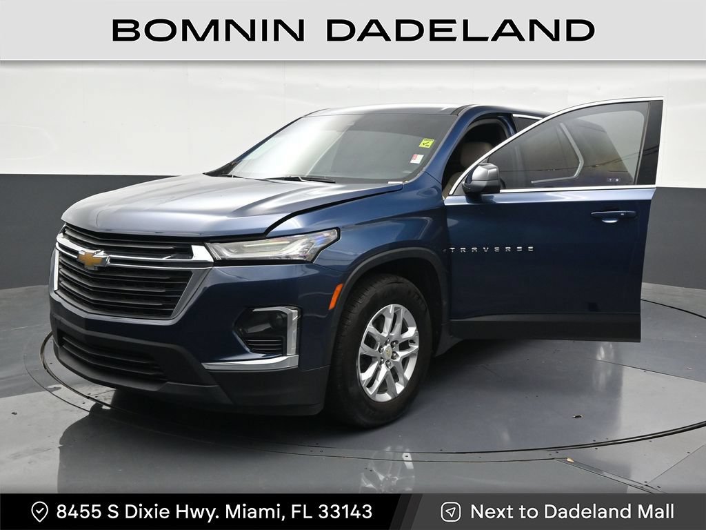 Used 2023 Chevrolet Traverse LS