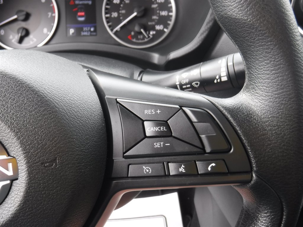 Used 2025 Nissan Sentra S image 15