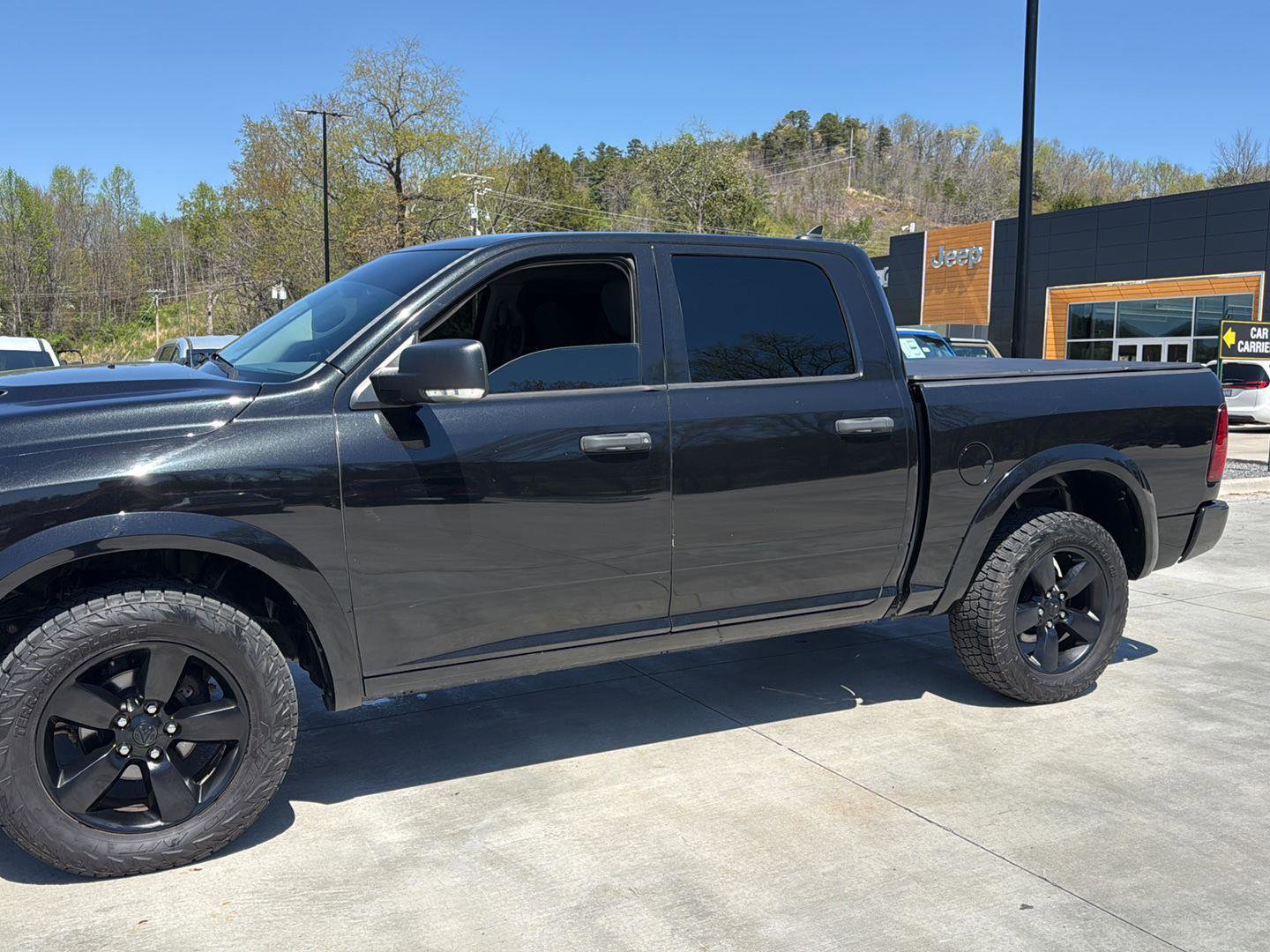 Used 2015 RAM 1500 Outdoorsman w/ Pittsburgh Penguins Edition AWD/4WD image 12