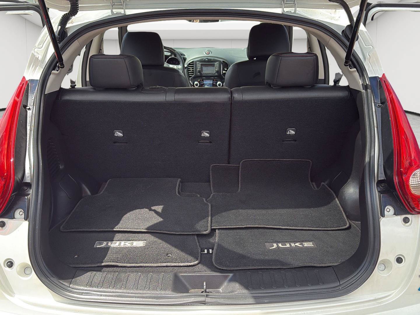 Used 2014 Nissan Juke SL AWD/4WD image 18