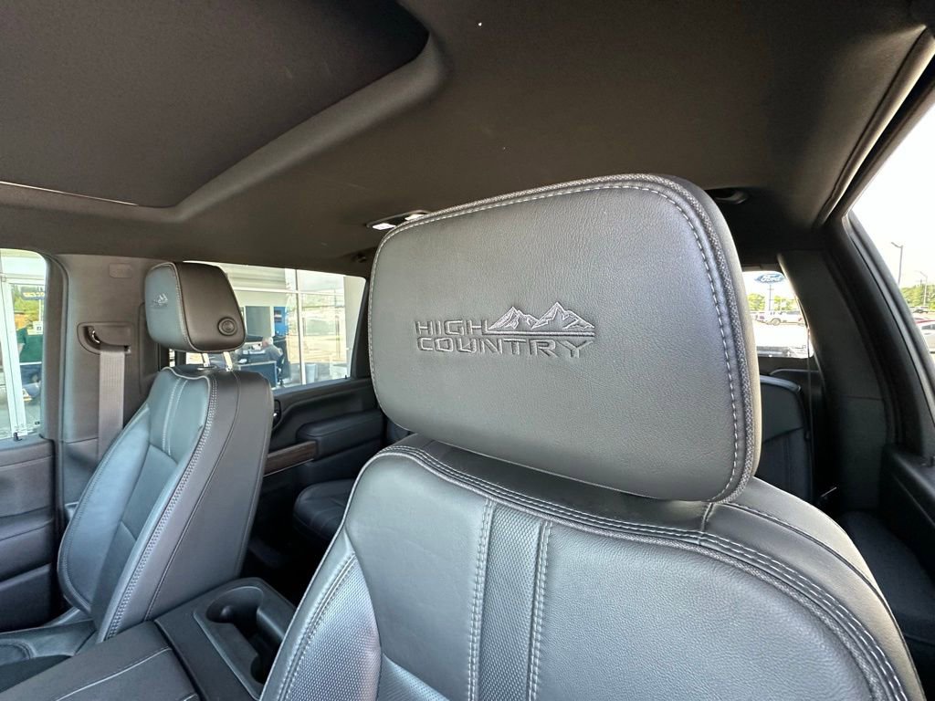 Used 2022 Chevrolet Silverado 3500 High Country w/ Z71 Off-Road Package AWD/4WD image 14
