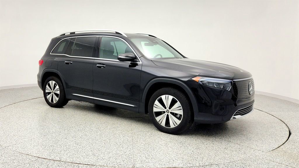 Used 2024 Mercedes-Benz EQB 300 4MATIC image 3