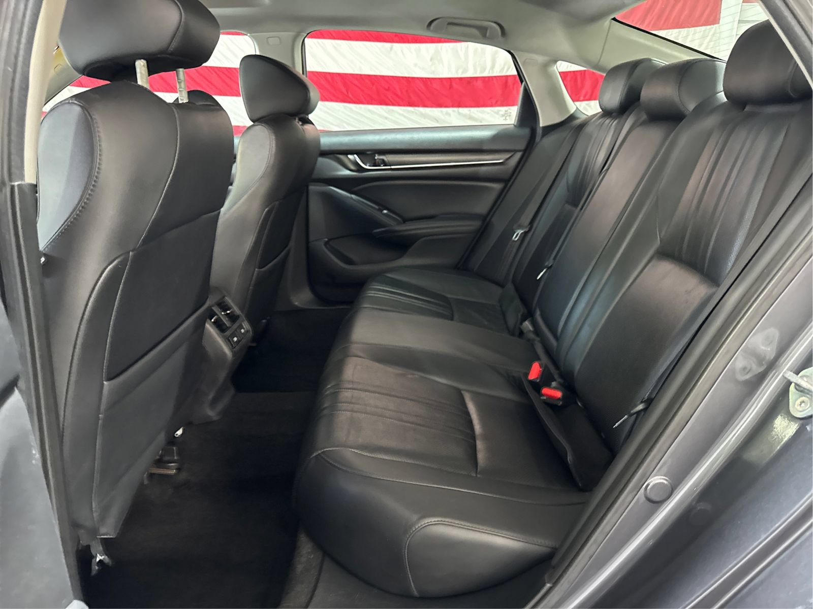Used 2021 Honda Accord EX-L image 10