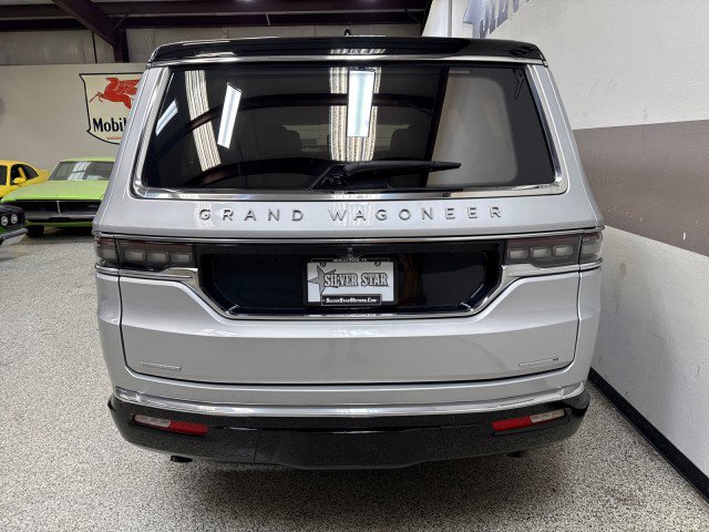 Used 2022 Jeep Grand Wagoneer Series II w/ Premium Group II image 8
