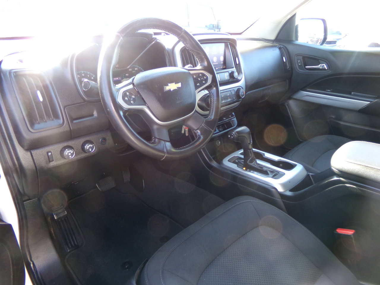 Used 2019 Chevrolet Colorado LT w/ LT Convenience Package image 15