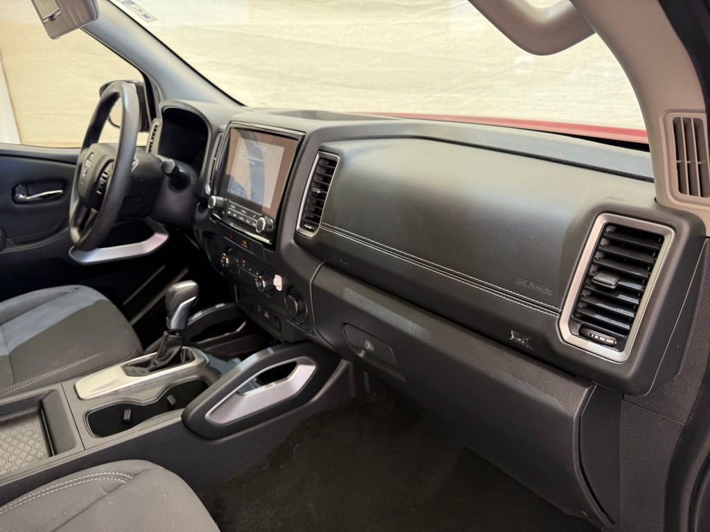 Used 2022 Nissan Frontier SV RWD image 12