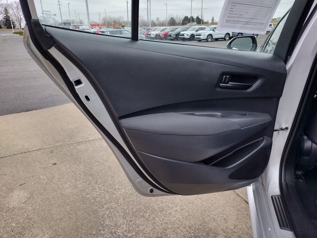 Used 2024 Toyota Corolla LE FWD image 23