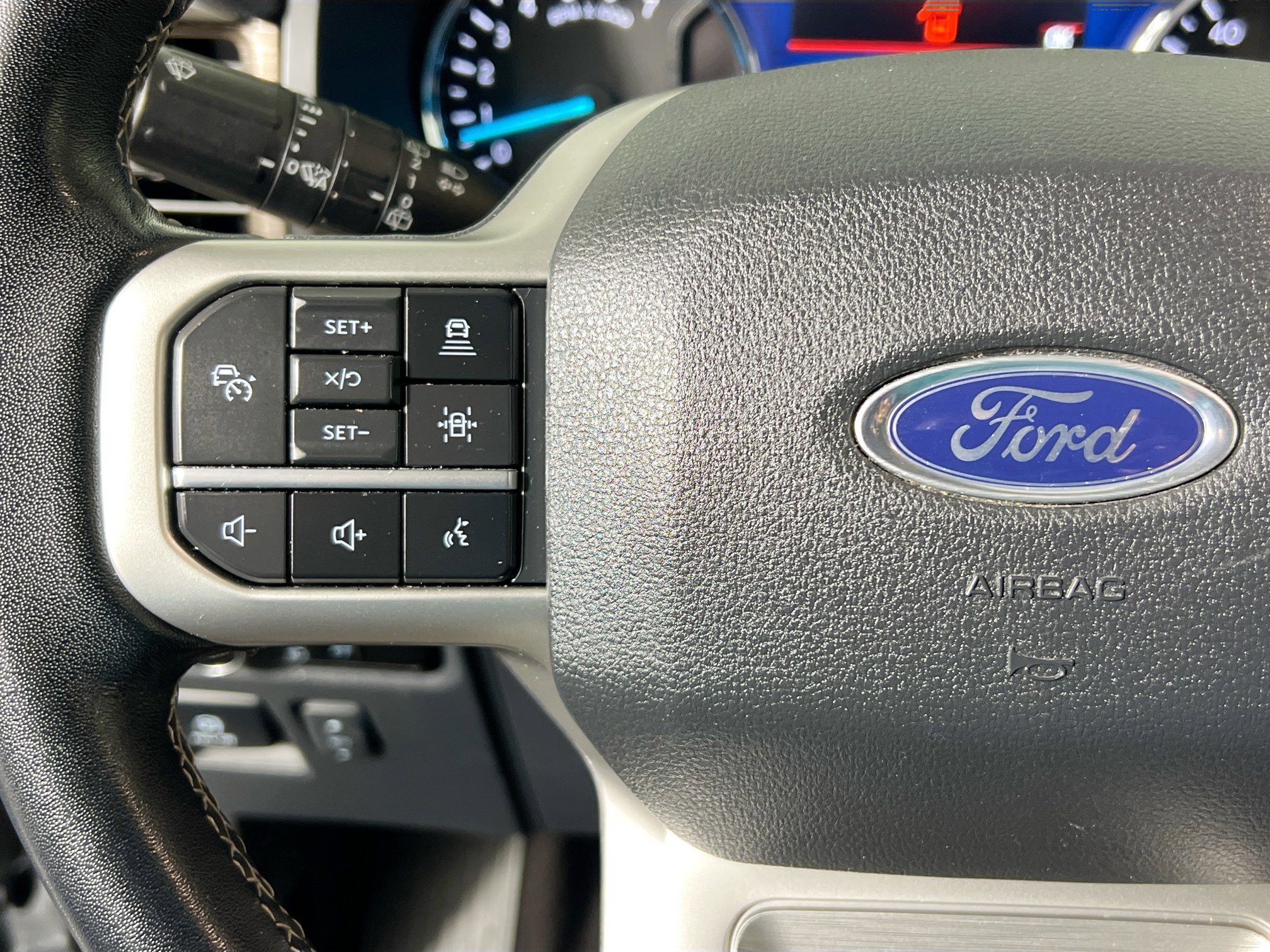 Used 2023 Ford Expedition Max Limited image 18