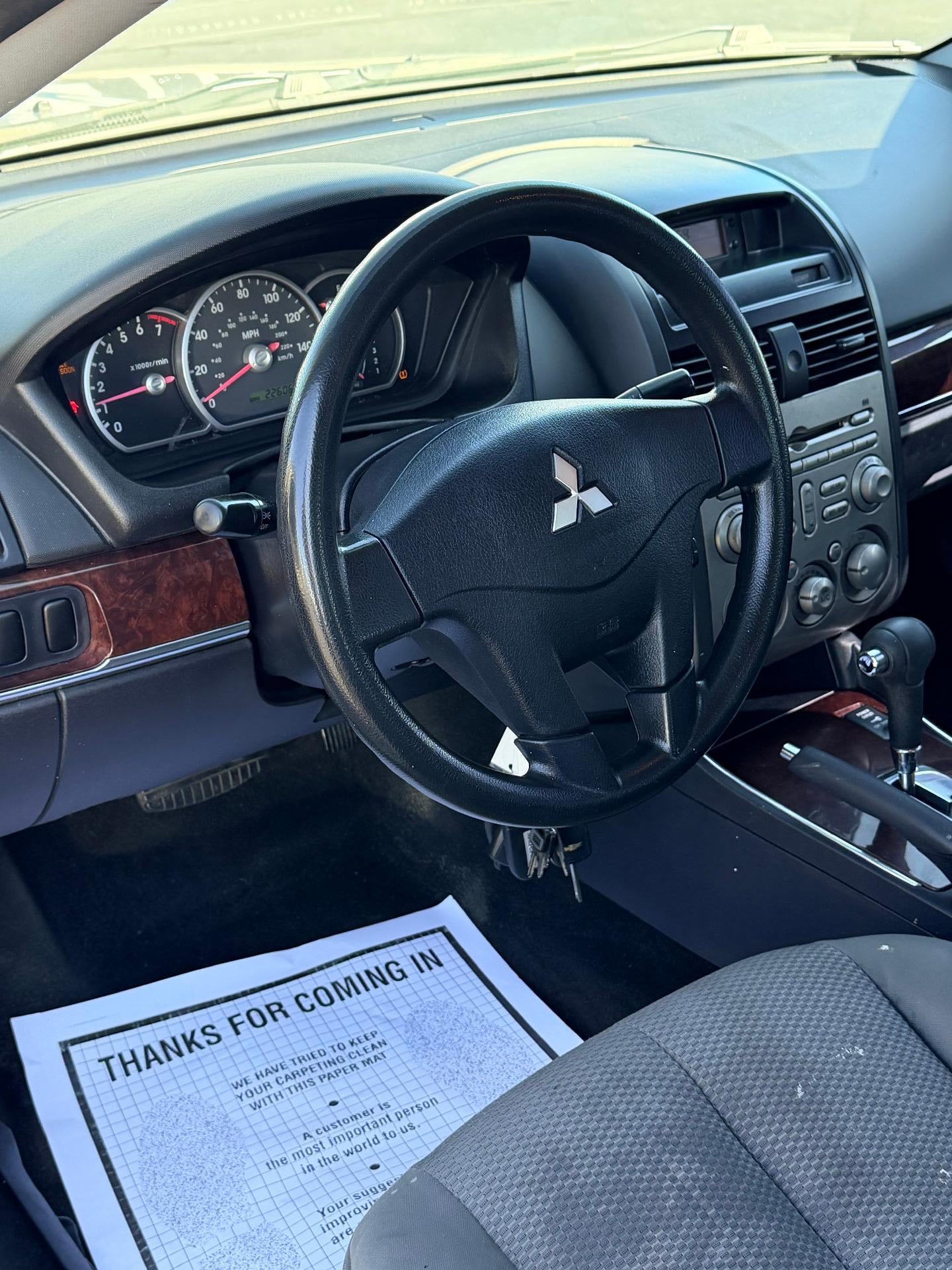 Used 2009 Mitsubishi Galant ES FWD image 9