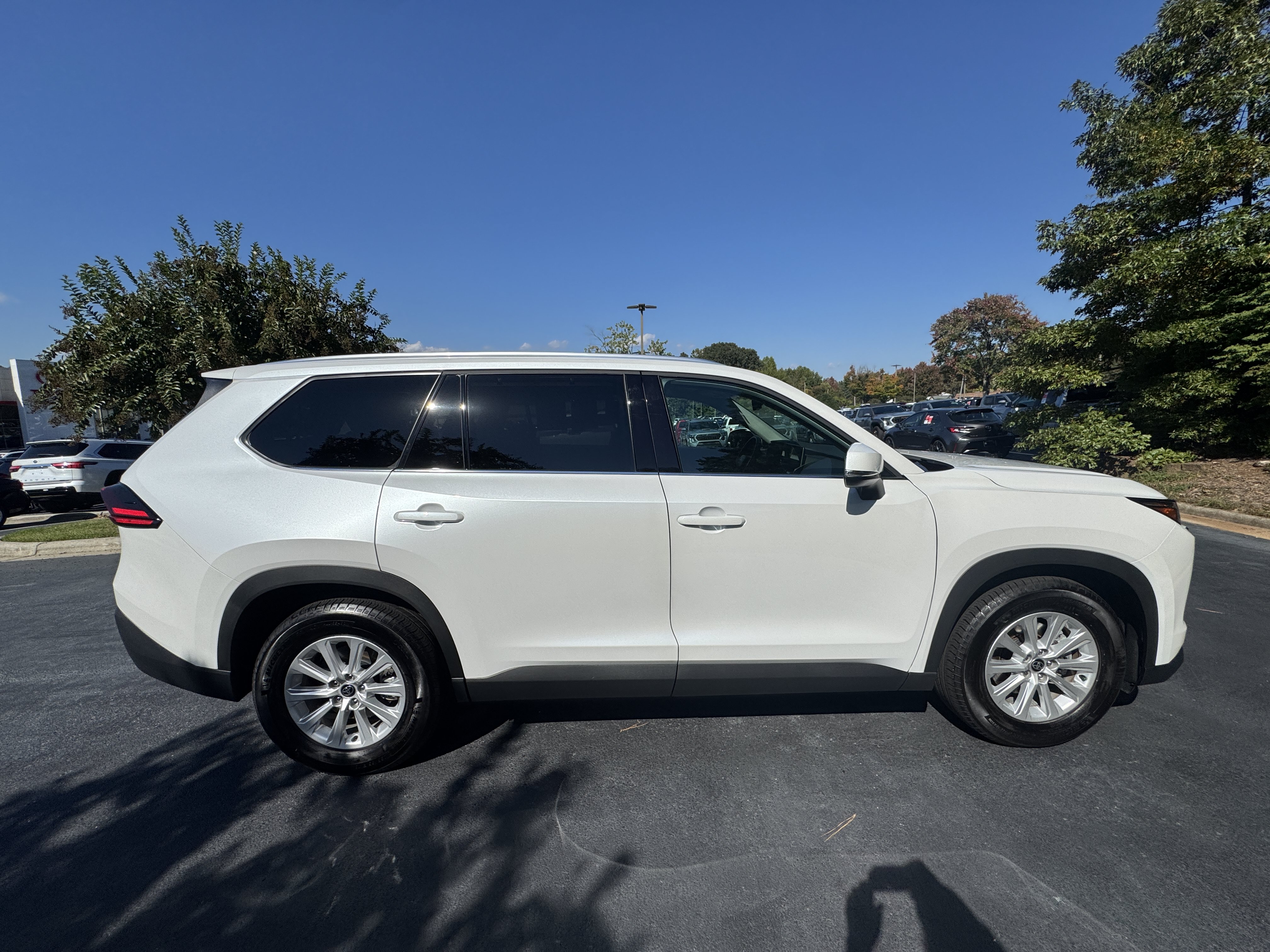 Used 2026 Toyota Grand Highlander AWD image 4