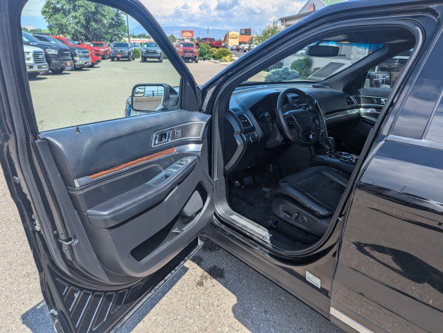Used 2016 Ford Explorer Limited AWD/4WD image 8